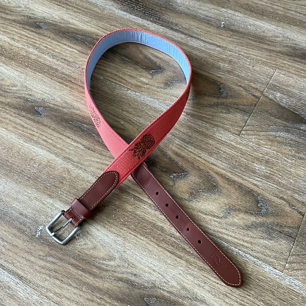 Vineyard Vines Pineapple Canvas and Leather Belt